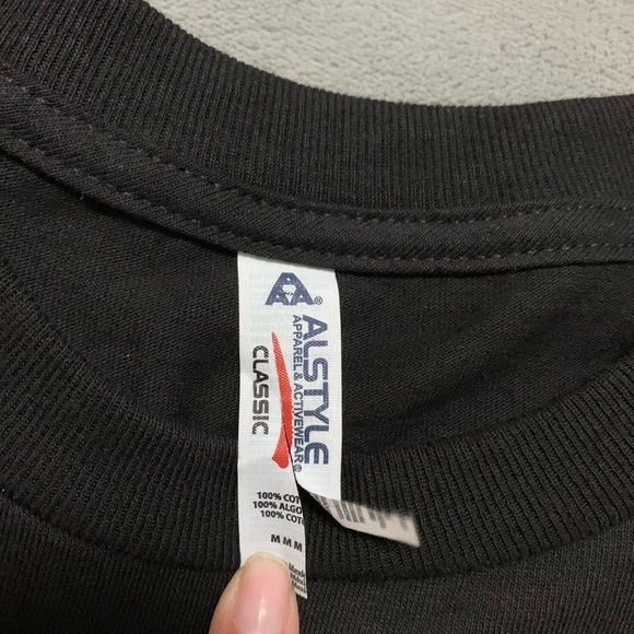 Paul McCartney One on One 2016 Tour Tee Size M NEW - Picture 3 of 4